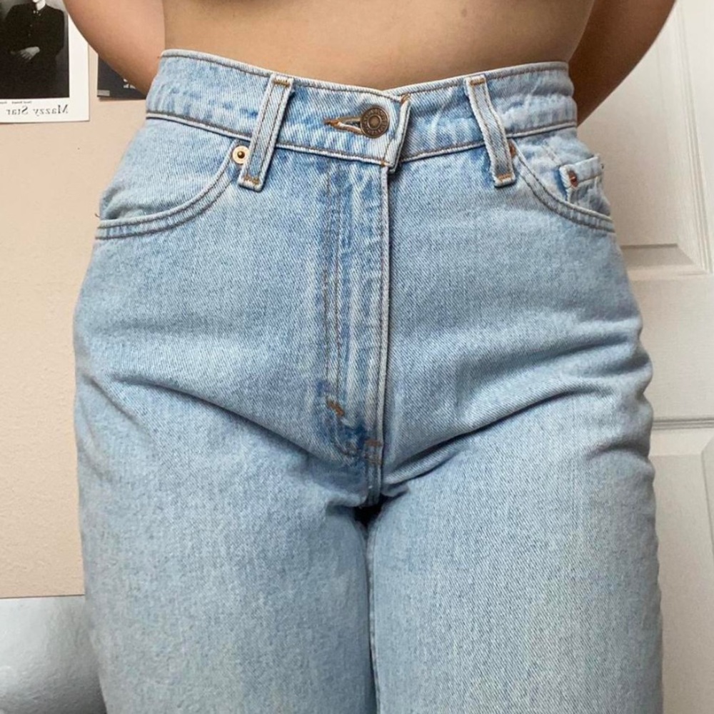 Vintage 90s High Waisted Levi’s 512